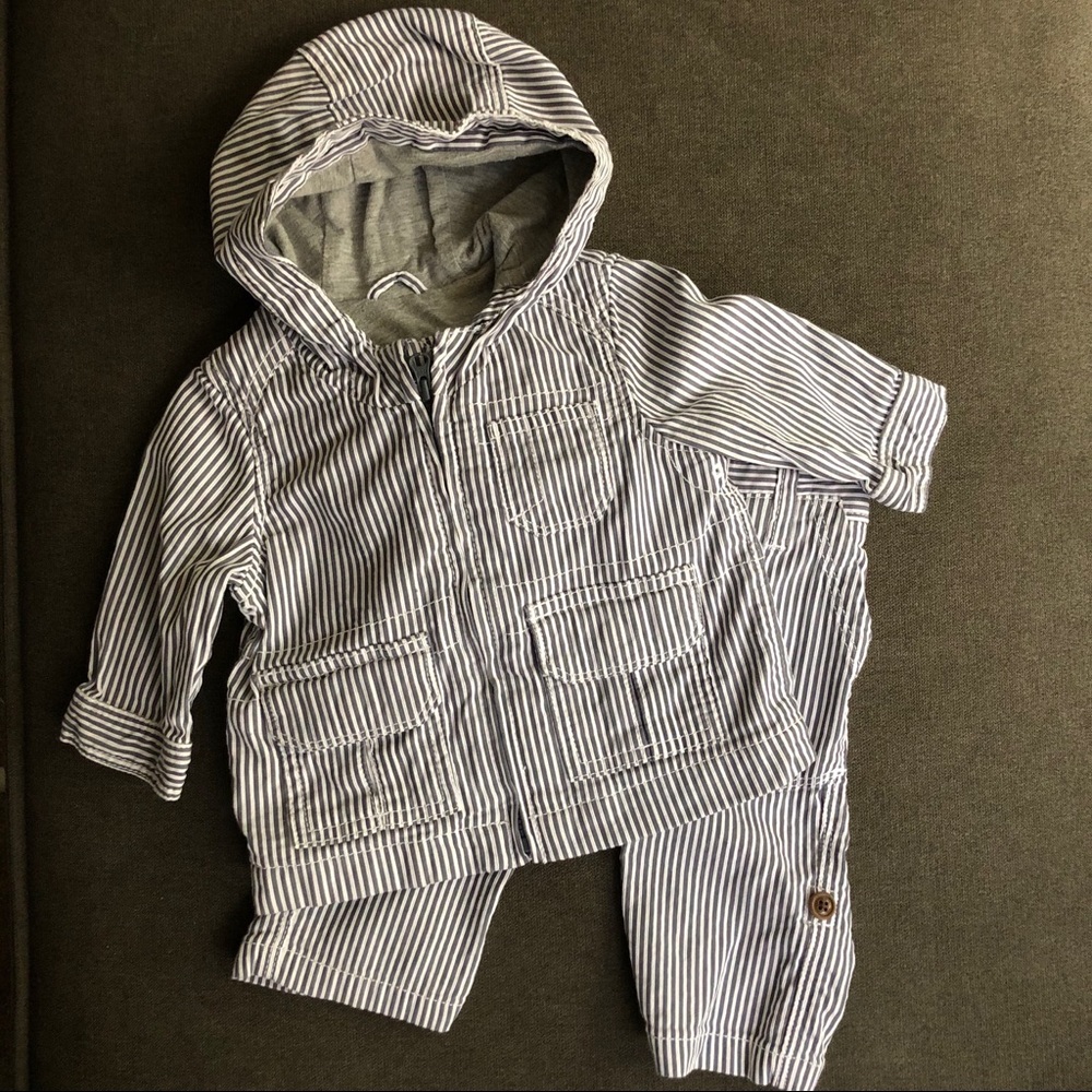 Baby Gap gray/white seersucker jacket/pants EUC
